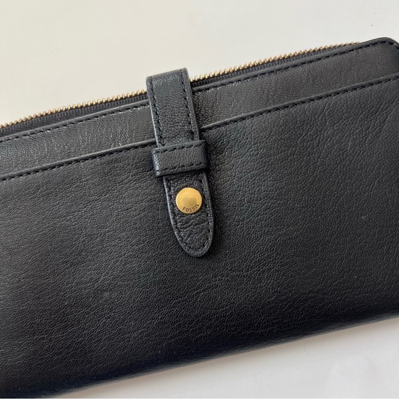 Fossil Fiona Tab Clutch Black Leather Wallet w/ Gold Hardware - Picture 3 of 7